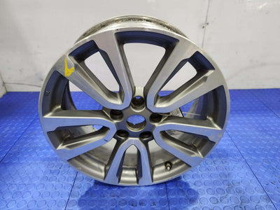 2013 Nissan Pathfinder Wheel