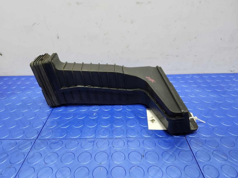 2013-2019 Hyundai Santa Fe 3.3L Engine Air Intake Duct Genuine OEM 28210B8100