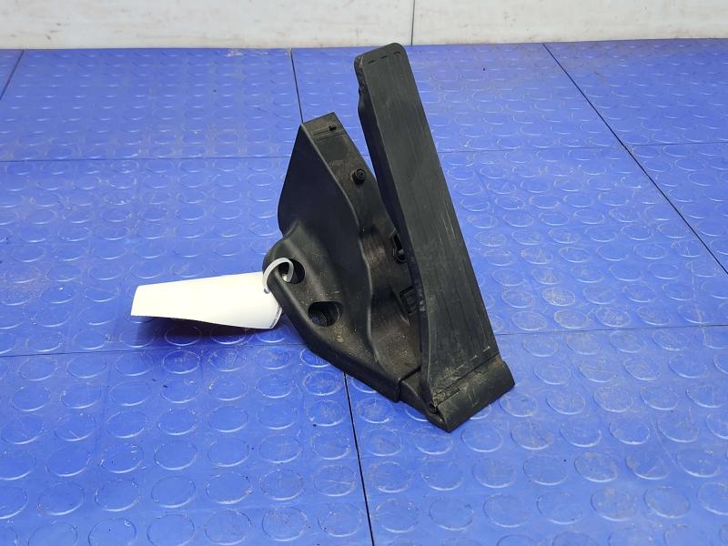 2017 Mercedes C-Class Pedal Assembly