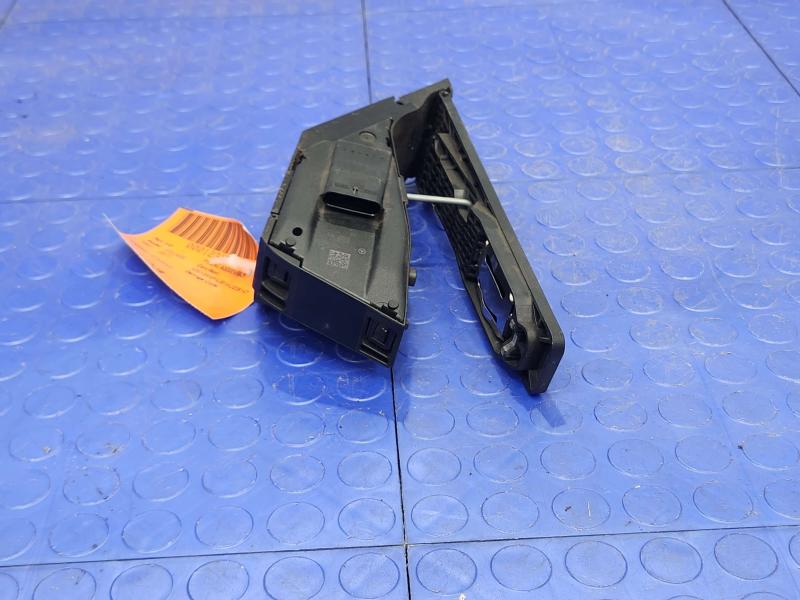 2017 Mercedes C-Class Pedal Assembly