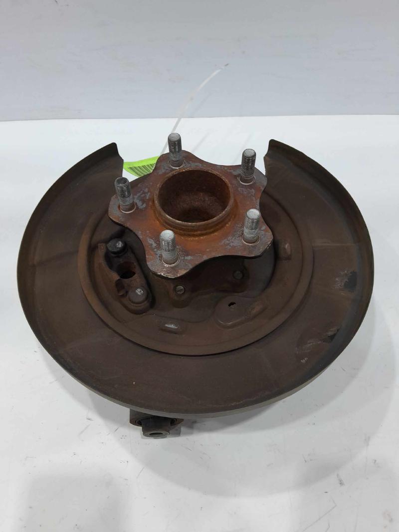 2015 Nissan Pathfinder Rear Knuckle/Stub Axle