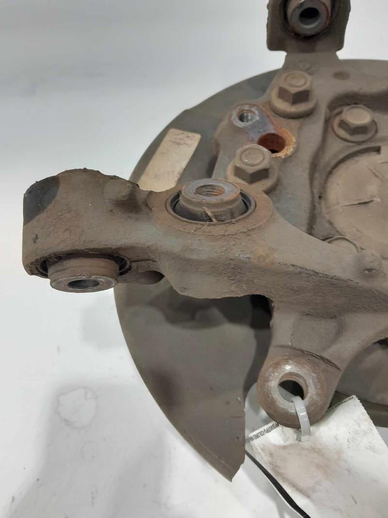 2015 Nissan Pathfinder Rear Knuckle/Stub Axle