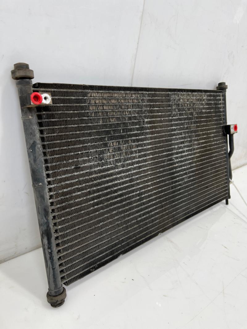 1999 Honda CR-V Condenser