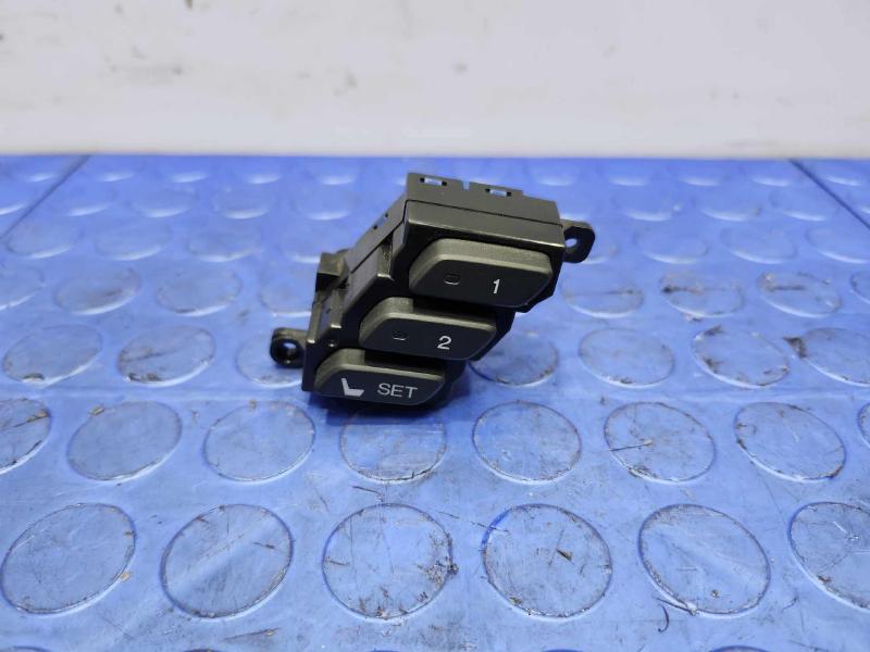 2013-2018 Acura RDX Driver Memory Set Switch Genuine OEM Part 35961-TX4-A01