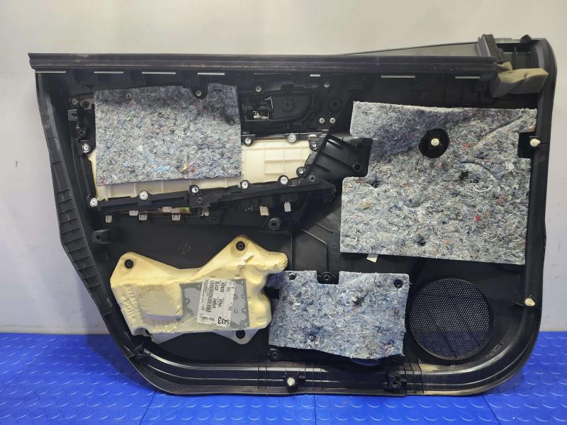 2015 Toyota Corolla Front Door Trim Panel