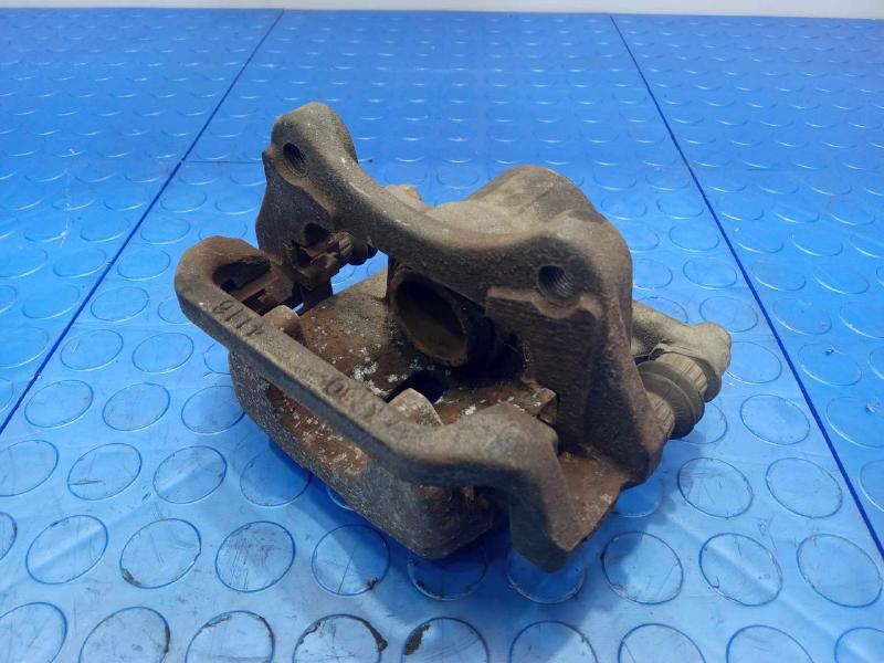 2011 Toyota Highlander Caliper