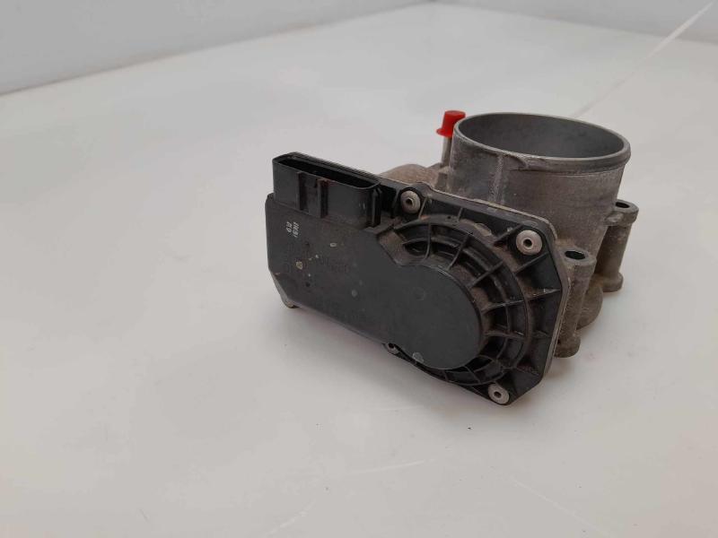 2015 Toyota Corolla Throttle Body/Valve Assy