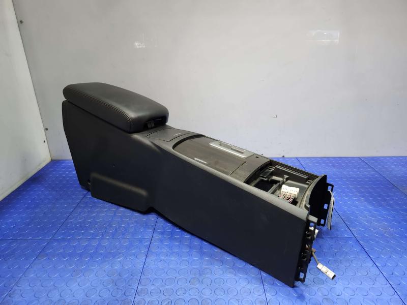 2014 Nissan Maxima Front Console
