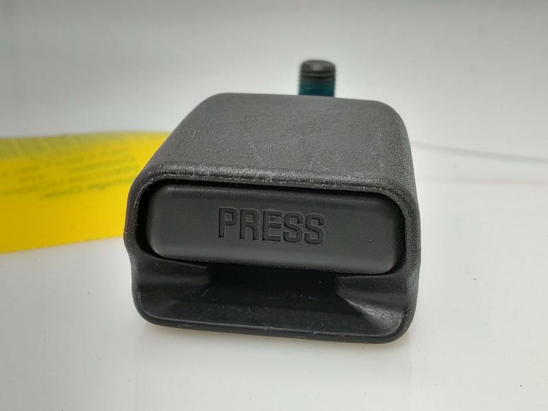 2013 Tesla Model S Rear Seat Belt