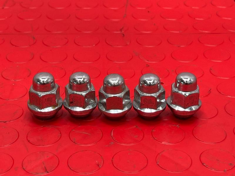 2021 Kia Soul Lug Nuts