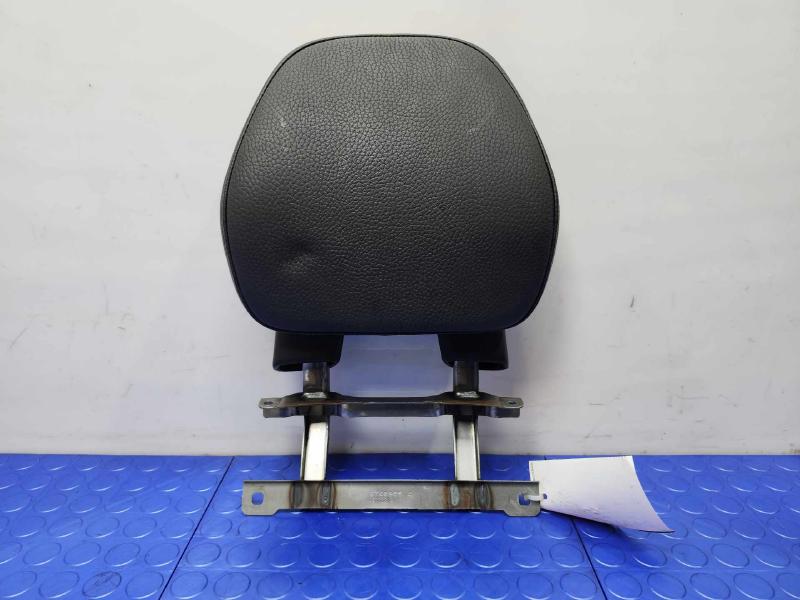 2018 Volvo S90 Headrest