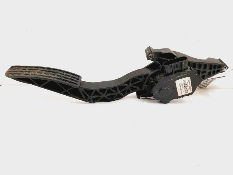2013 Chevrolet Traverse Pedal Assembly
