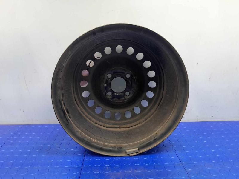 2022 Nissan Versa Wheel
