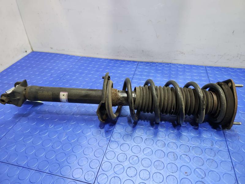 2015 Infiniti Q50 Strut Assembly