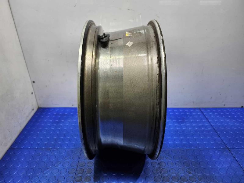 2015 Subaru Legacy Wheel