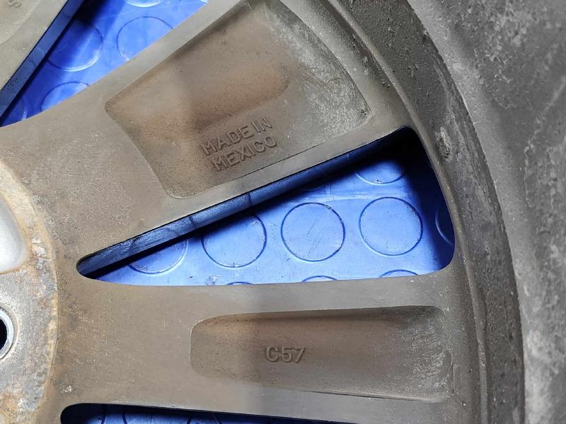 2015 Subaru Legacy Wheel