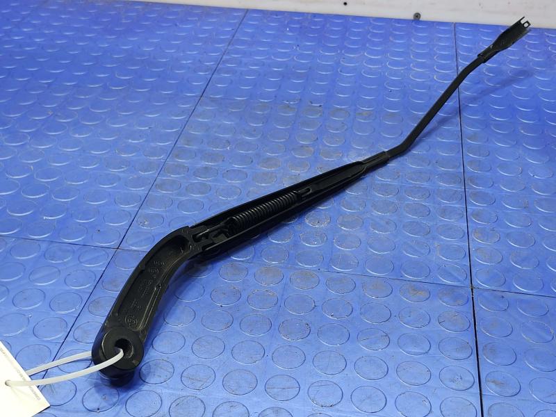 2021 Ford Explorer Wiper Arm
