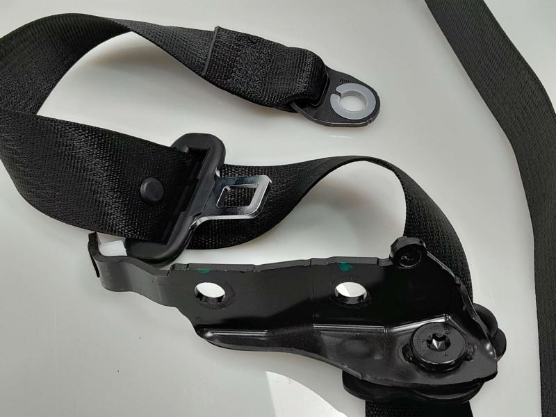 2013 Tesla Model S Rear Seat Belt