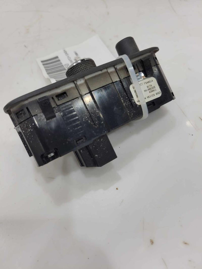 2017 Chevrolet Malibu Headlight Switch (Dash Mtd)