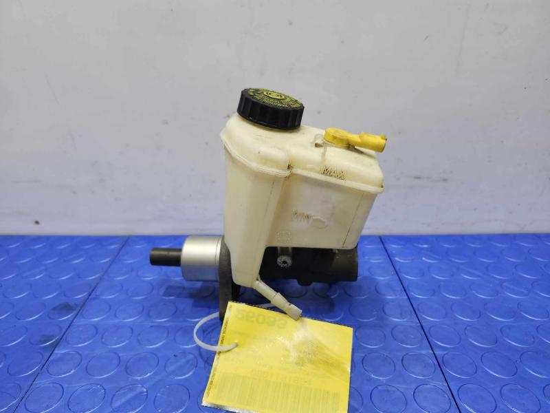 2003-2005 BMW Z4 Brake Master Cylinder Assembly Genuine OEM Part 34316763670