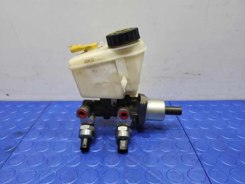 2003-2005 BMW Z4 Brake Master Cylinder Assembly Genuine OEM Part 34316763670