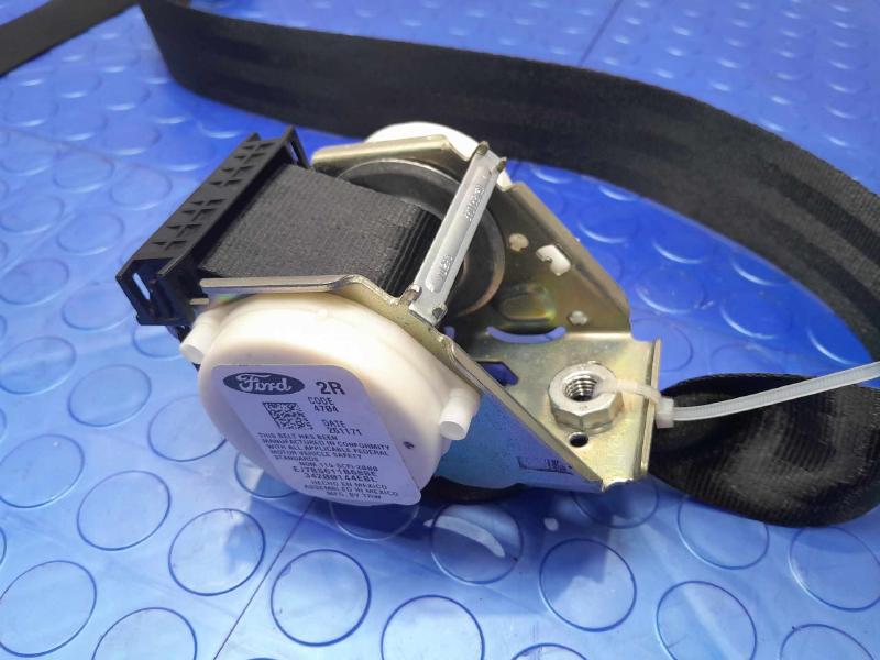 2017 Lincoln MKC Rear Seat Belt