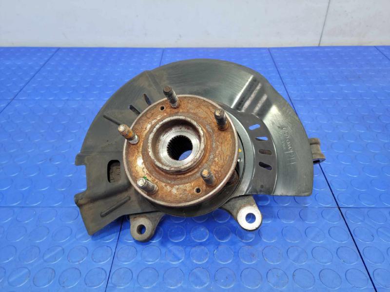 2016 Kia Sedona Spindle Knuckle Front