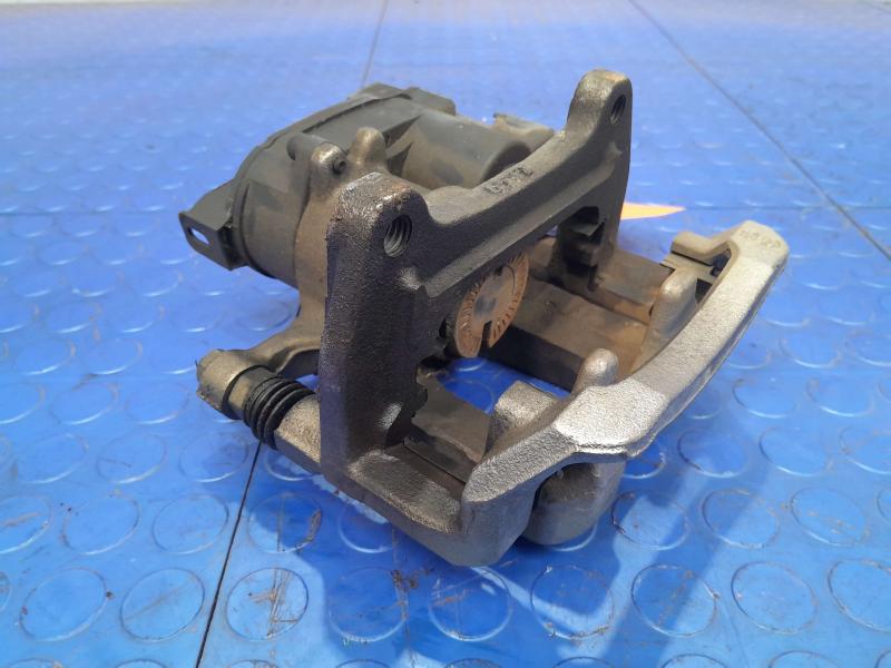 2017 GMC Acadia Caliper