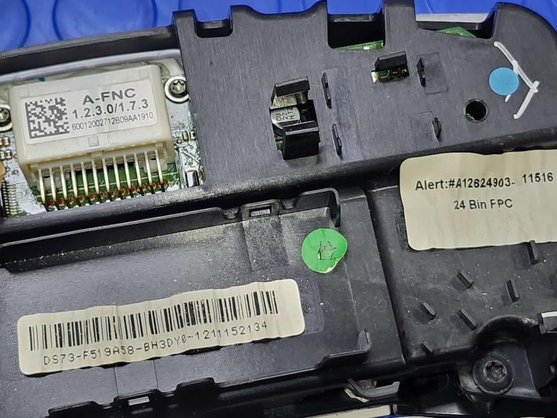 2013 Ford Fusion Front Console