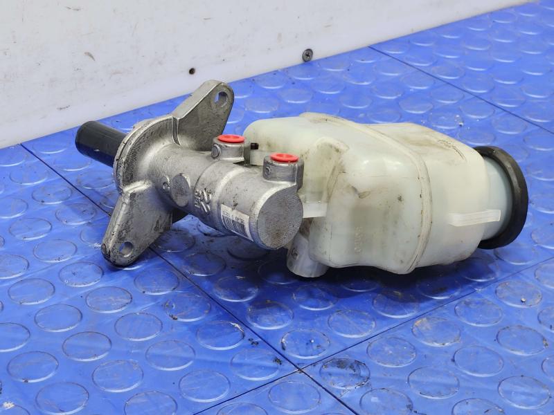 2014 Toyota RAV4 Master Cylinder