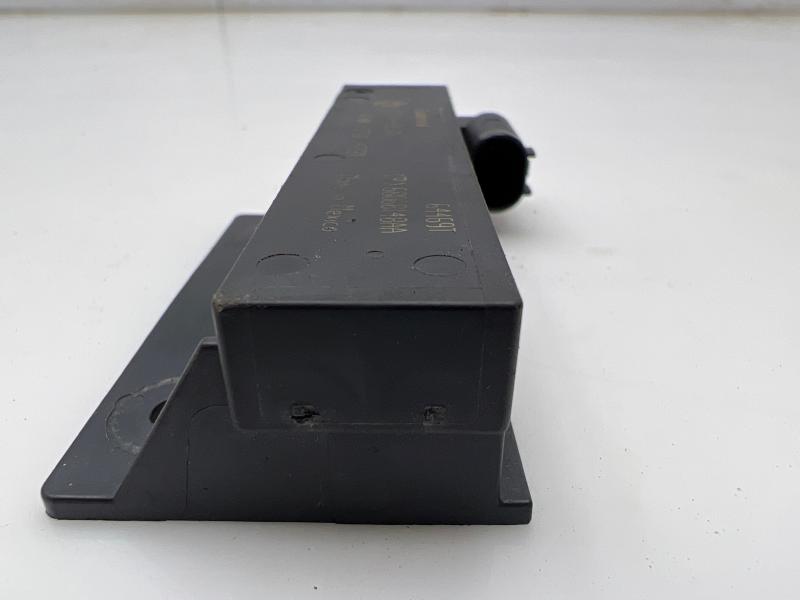 2015 - 2022 Jeep Grand Cherokee Passive Entry Antenna OEM 68068148AA