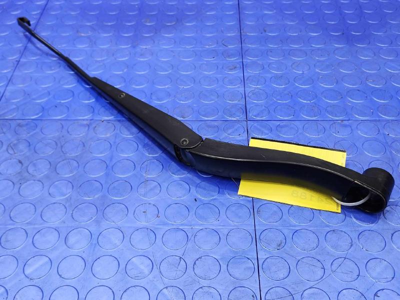 2019 Cadillac XT5 Wiper Arm