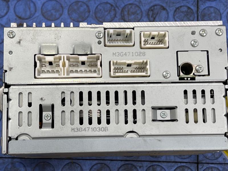 2008 Nissan Titan Audio & Visual Equip.(Radio)