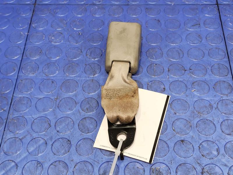 2016 Kia Sedona Rear Seat Belt