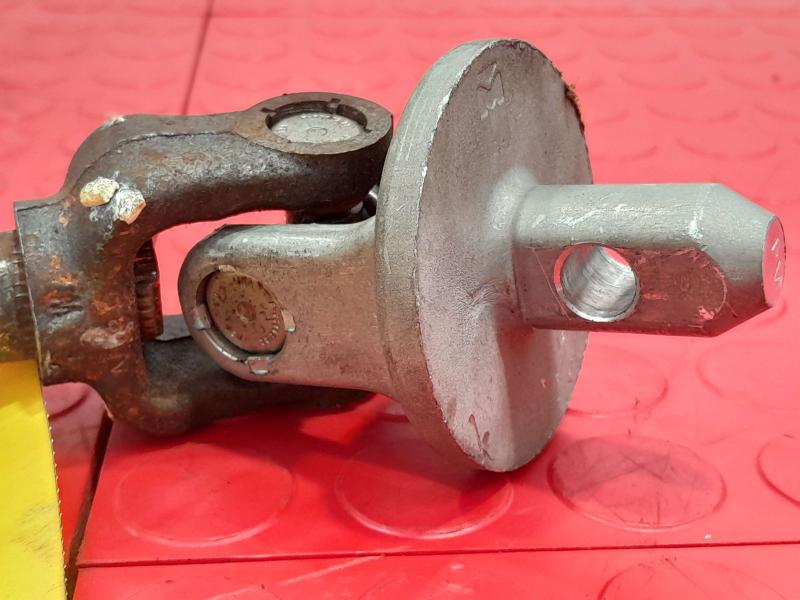 2014 Chevrolet Silverado 1500 Steering Coupler