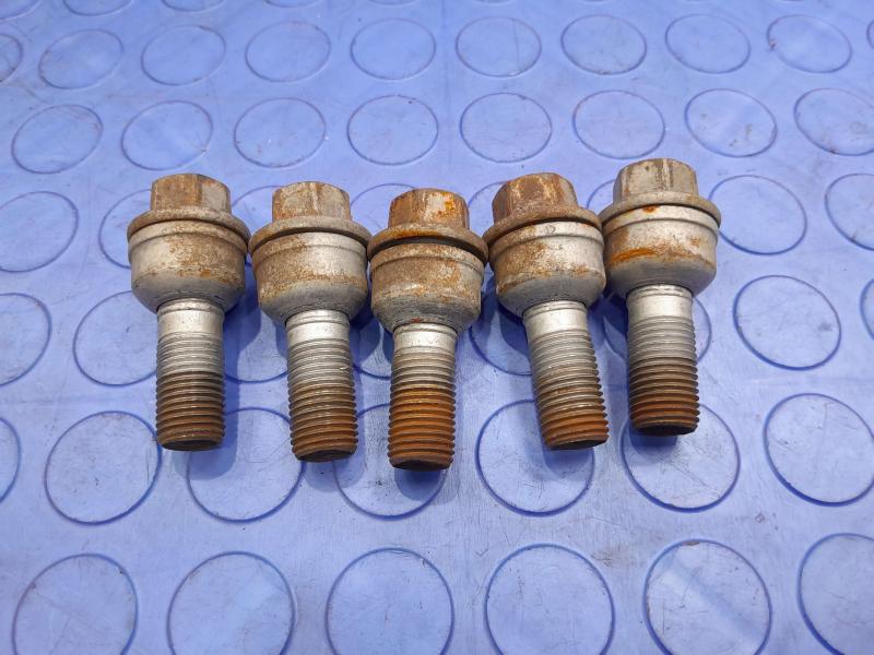 2014 Audi Q5 Lug Nuts