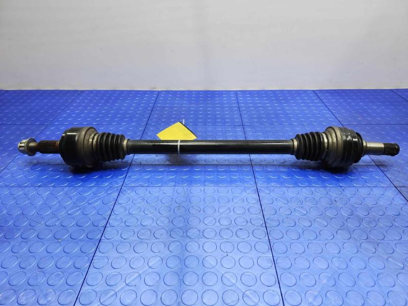 2015 Audi Q7 Axle Shaft
