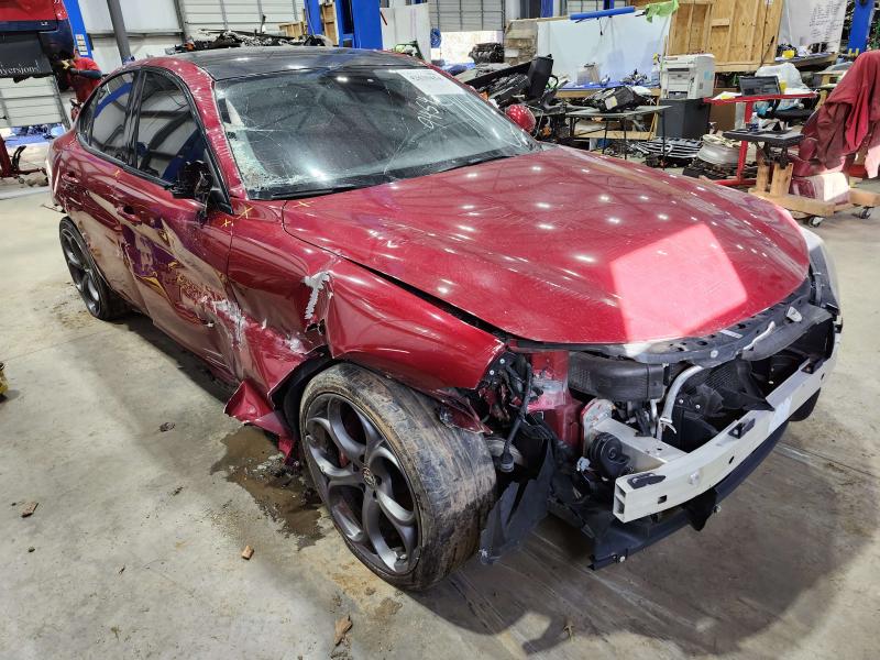 2018 Alfa Romeo Giulia Caliper