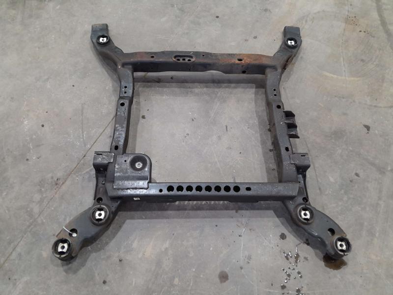 2007 Cadillac DTS Crossmember/Cradle/Undercarria