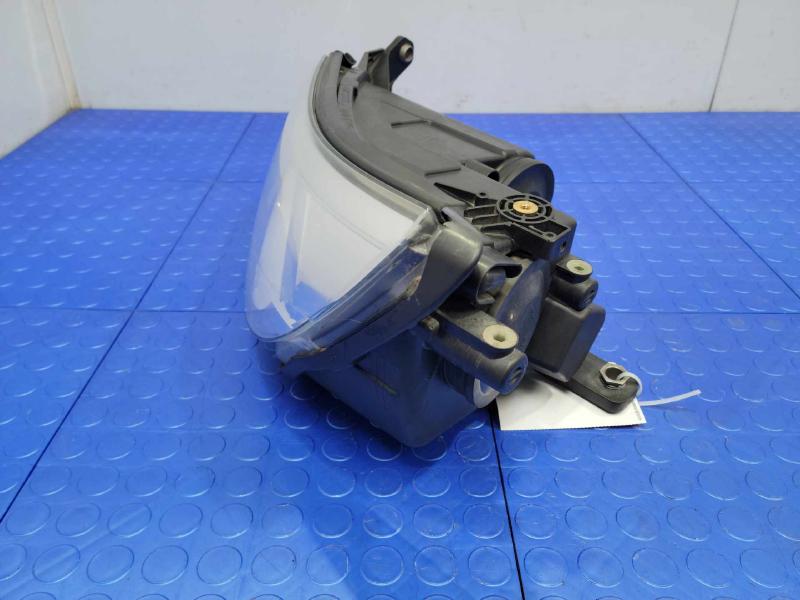 2009 Volkswagen Tiguan Headlamp Assembly