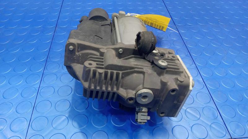 2012 Mercedes R-Class Air Ride Susp. Compressor