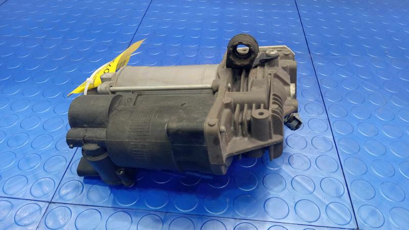2012 Mercedes R-Class Air Ride Susp. Compressor