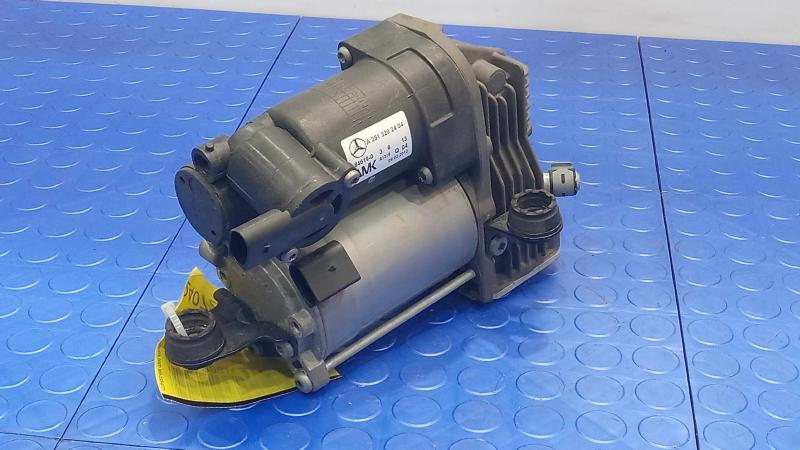 2012 Mercedes R-Class Air Ride Susp. Compressor
