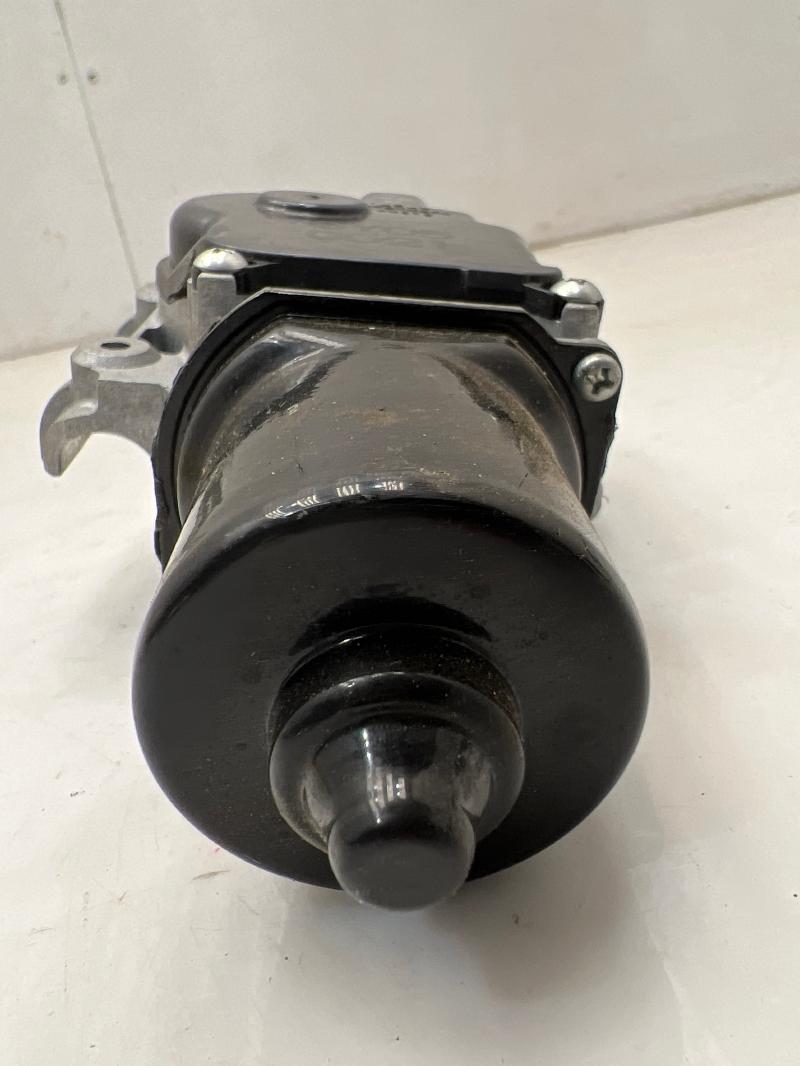 2013 - 2019 Nissan Sentra Windshield Wiper Motor OEM 288103SG0A