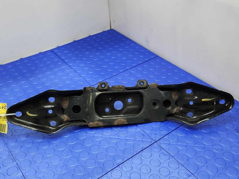 2015-2019 Subaru Outback 2.5L CVT Transmission Crossmember OEM 41011AL010