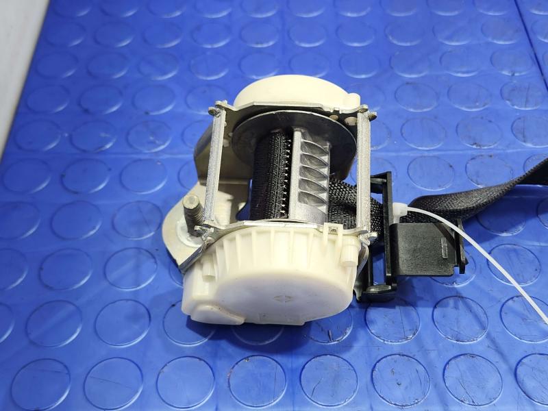 2011 Ford Edge Rear Seat Belt