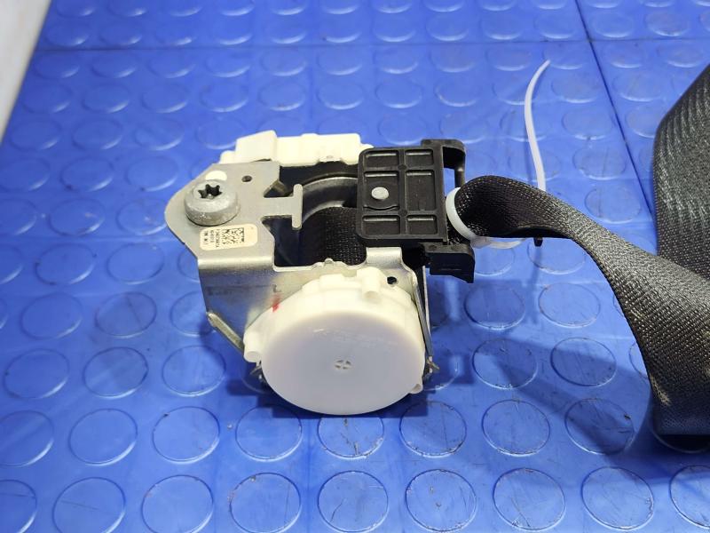 2011 Ford Edge Rear Seat Belt