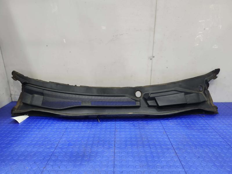 2017 Dodge Grand Caravan Cowl
