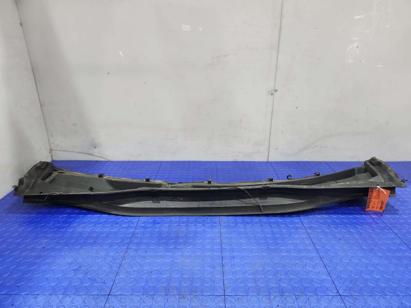 2017 Dodge Grand Caravan Cowl