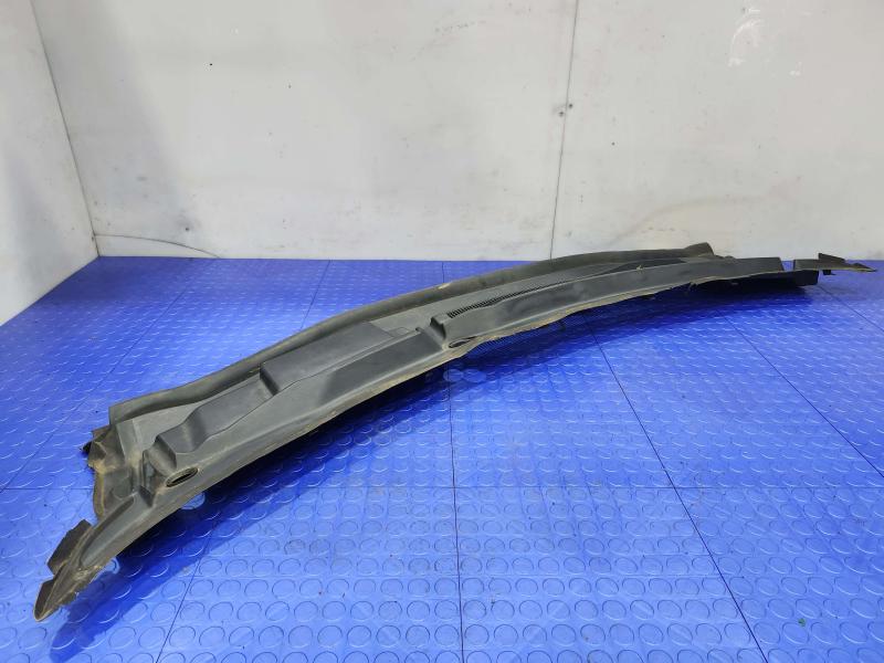 2017 Dodge Grand Caravan Cowl
